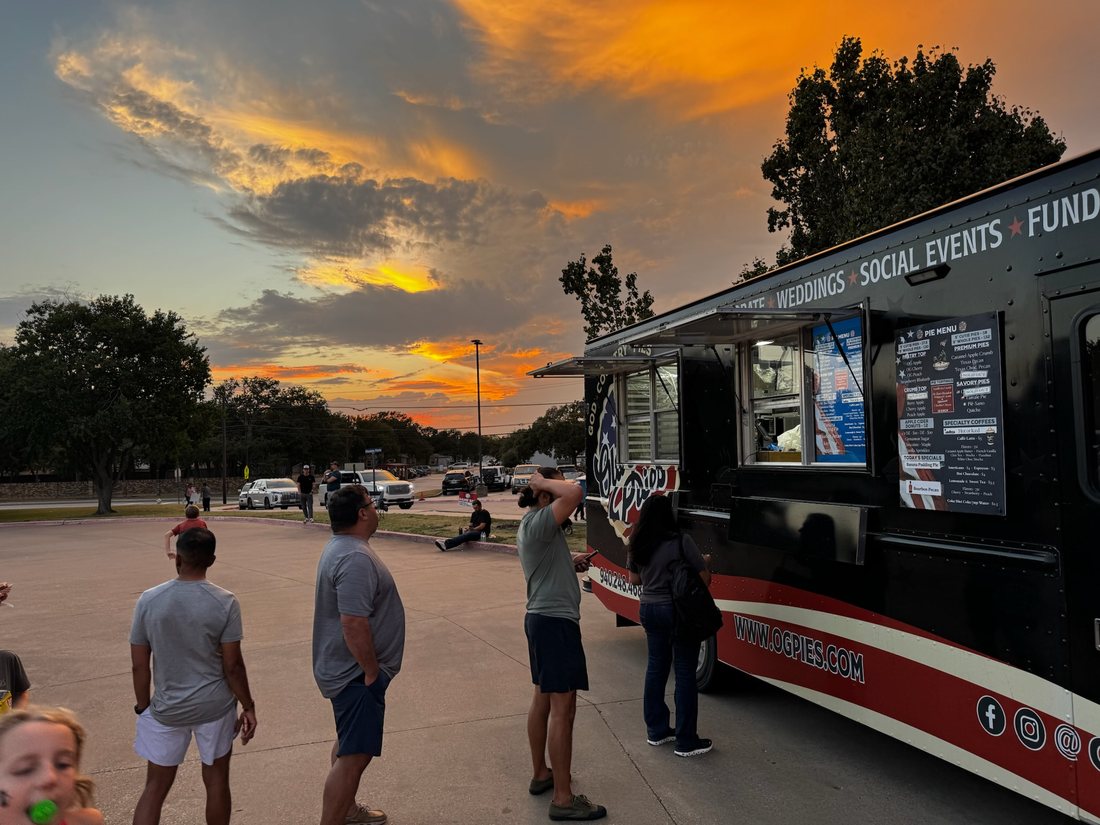 School event with the pie truck